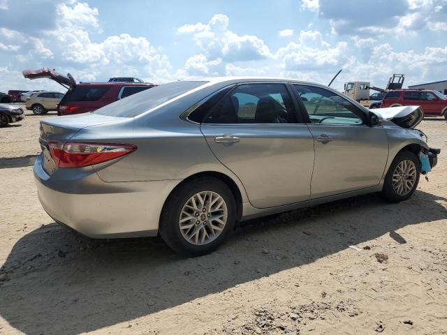 4T4BF1FK9GR540652 - 2016 TOYOTA CAMRY LE 银色 照片 3