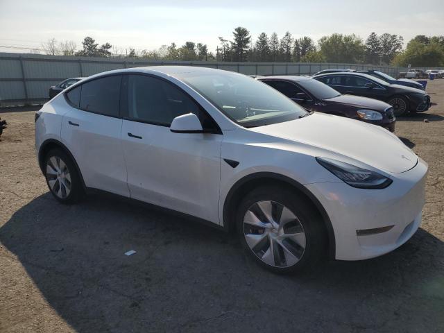 5YJYGDEE5LF047198 - 2020 TESLA MODEL Y WHITE photo 4
