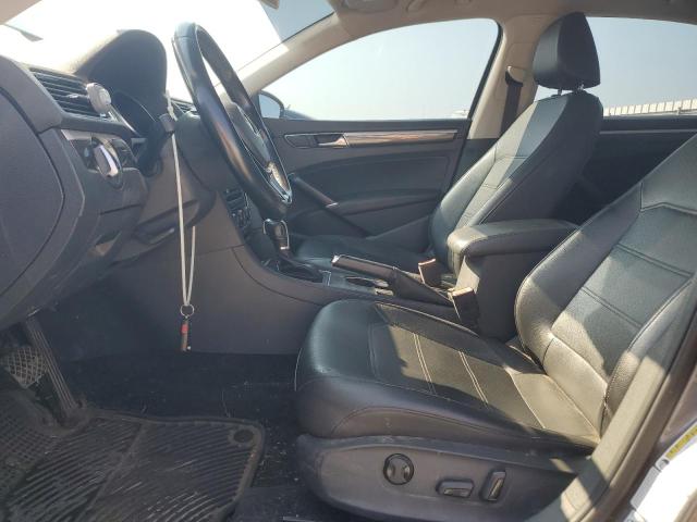 1VWBT7A37HC029892 - 2017 VOLKSWAGEN PASSAT SE GRAY photo 7
