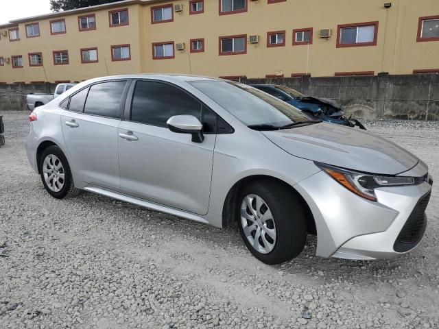 JTDEPMAE3NJ222682 - 2022 TOYOTA COROLLA LE 银色 照片 4