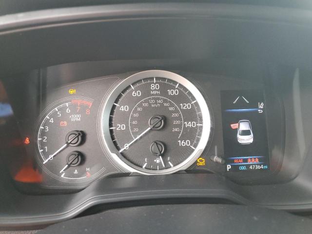 JTDEPMAE3NJ222682 - 2022 TOYOTA COROLLA LE 银色 照片 9