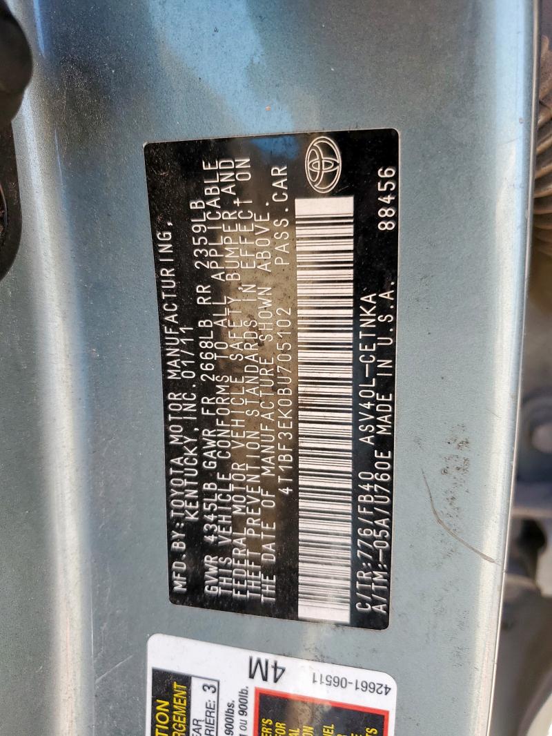 4T1BF3EK0BU705102 - 2011 TOYOTA CAMRY BASE BLUE photo 13