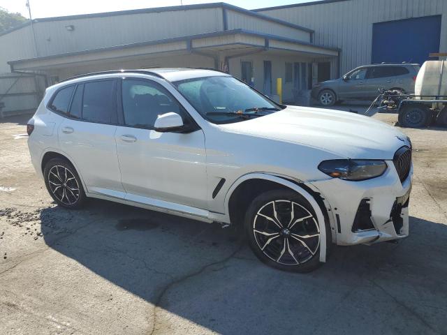 5UX53DP02R9W41345 - 2024 BMW X3 XDRIVE30I WHITE photo 4