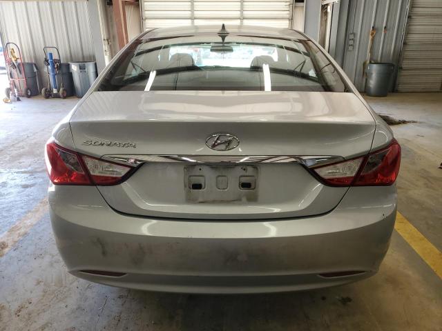 5NPEB4AC5CH377012 - 2012 HYUNDAI SONATA GLS SILVER photo 6