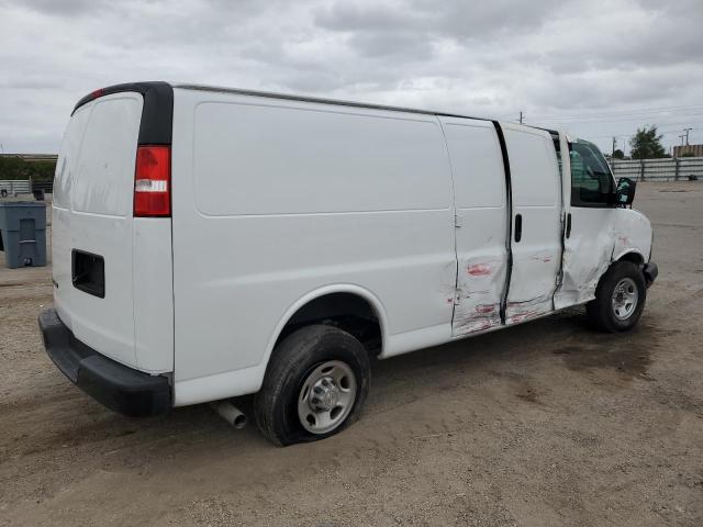 1GCZGHF76N1181001 - 2022 CHEVROLET EXPRESS G3 WHITE photo 3