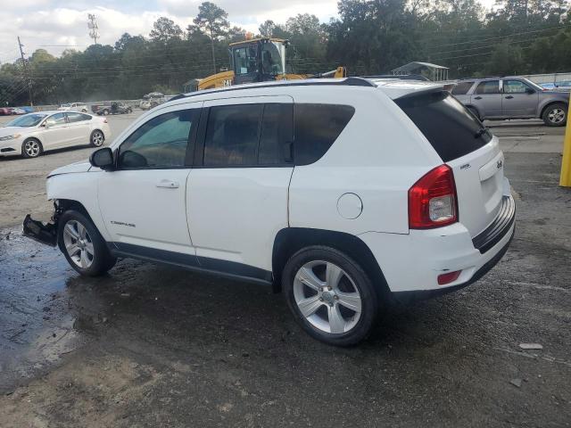 1C4NJCBA1CD627510 - 2012 JEEP COMPASS SPORT WHITE photo 2