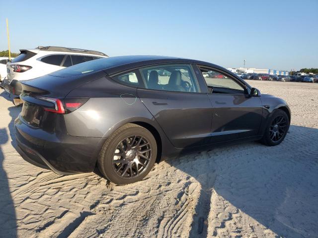 5YJ3E1EA4RF729381 - 2024 TESLA MODEL 3 CHARCOAL photo 3
