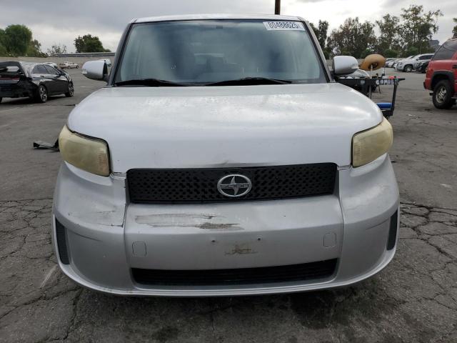 JTLKE50E581036747 - 2008 TOYOTA SCION XB SILVER photo 5