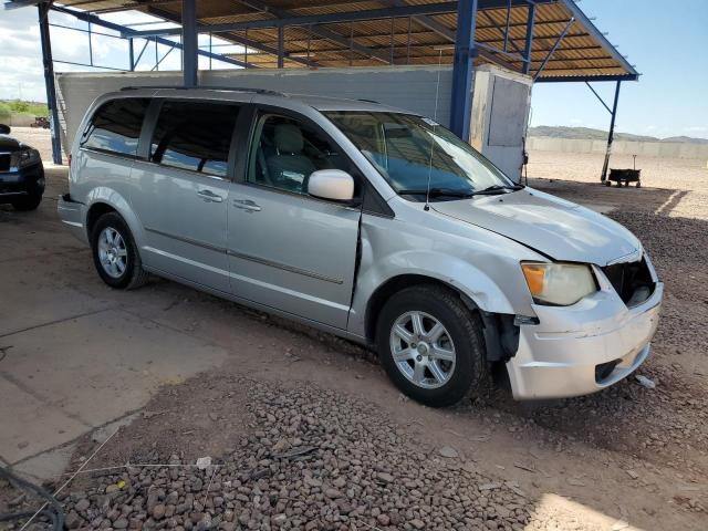 2A4RR5D16AR369749 - 2010 CHRYSLER TOWN & COU TOURING SILVER photo 4