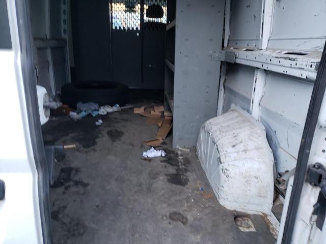 3C6TRVDG1JE103533 - 2018 RAM PROMASTER 2500 HIGH Weiß Foto 10