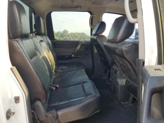 1N6BA0EC0CN326071 - 2012 NISSAN TITAN S 白色 照片 10