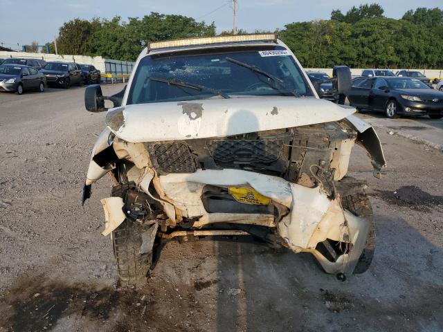 1N6BA0EC0CN326071 - 2012 NISSAN TITAN S 白色 照片 5