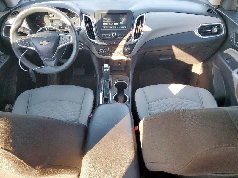 2GNAXHEV1J6123681 - 2018 CHEVROLET EQUINOX LS WHITE photo 8