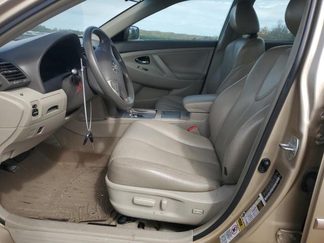 4T1BF3EK4AU027341 - 2010 TOYOTA CAMRY BASE Світло-коричневий фото 7