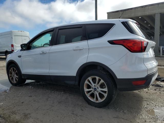 1FMCU9GD6KUC07188 - 2019 FORD ESCAPE SE 白色 照片 2