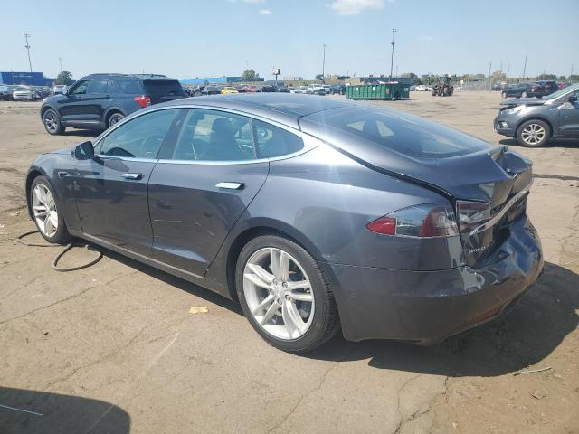 5YJSA1E24HF193997 - 2017 TESLA MODEL S Gris photo 2
