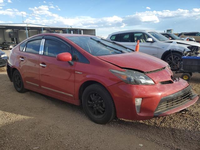 JTDKN3DU8F1912337 - 2015 TOYOTA PRIUS 红色 照片 4