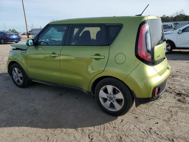 KNDJN2A23J7900658 - 2018 KIA SOUL GREEN photo 2