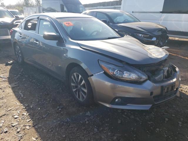 1N4AL3AP2HC480681 - 2017 NISSAN ALTIMA 2.5 CHARCOAL photo 4