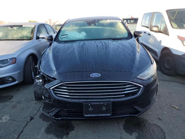 3FA6P0HD1LR261077 - 2020 FORD FUSION SE BLACK photo 5