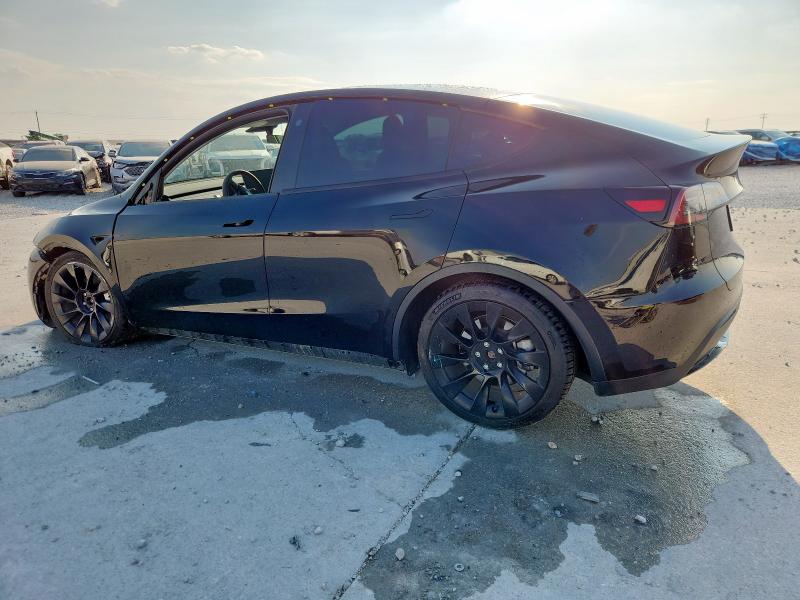 7SAYGDEE0PA107782 - 2023 TESLA MODEL Y Schwarz Foto 2