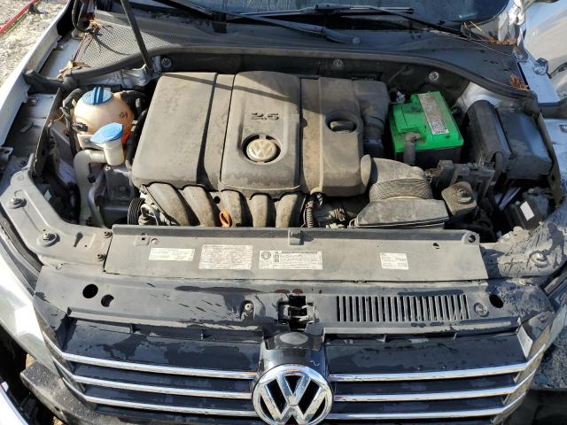 1VWAH7A37DC120474 - 2013 VOLKSWAGEN PASSAT S SILVER photo 11