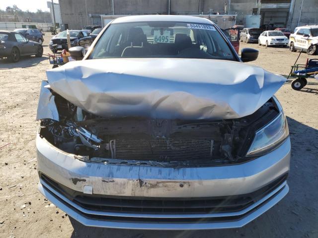 3VW1K7AJ5FM253364 - 2015 VOLKSWAGEN JETTA BASE SILVER photo 5