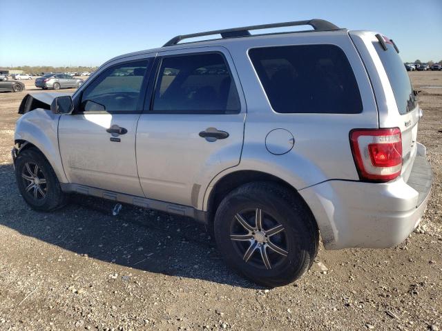 1FMCU0D72BKA80977 - 2011 FORD ESCAPE XLT SILVER photo 2