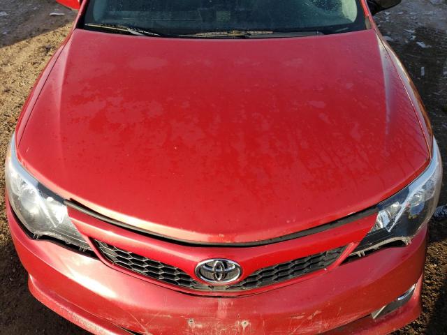 4T1BK1FK7CU504894 - 2012 TOYOTA CAMRY SE RED photo 11