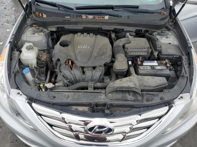 5NPEC4AC5DH647418 - 2013 HYUNDAI SONATA SE SILVER photo 11