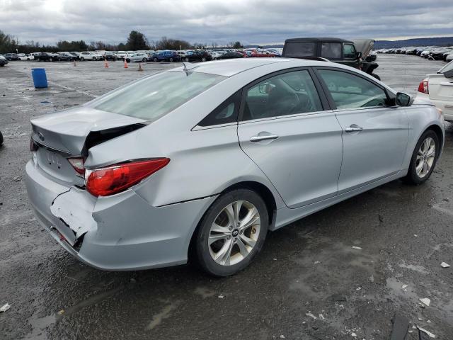 5NPEC4AC5DH647418 - 2013 HYUNDAI SONATA SE SILVER photo 3