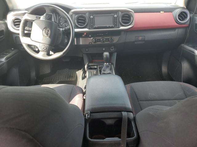 5TFAX5GN2HX085036 - 2017 TOYOTA TACOMA DOUBLE CAB RED photo 8