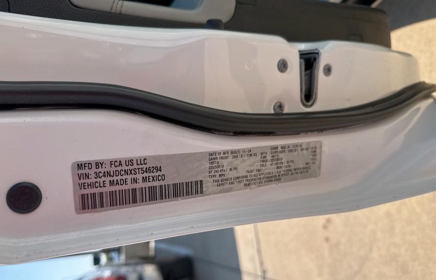 3C4NJDCNXST546294 - 2025 JEEP COMPASS LIMITED WHITE photo 10