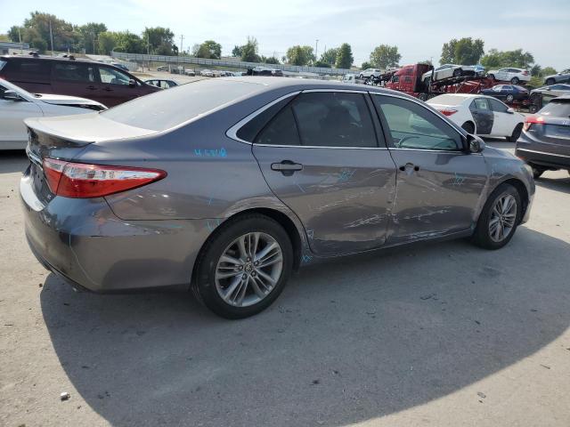 4T1BF1FK5GU551030 - 2016 TOYOTA CAMRY LE 灰色 照片 3