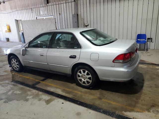 1HGCG66842A084458 - 2002 HONDA ACCORD EX SILVER photo 2