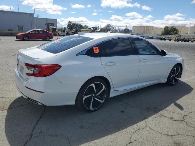 1HGCV1F37JA160394 - 2018 HONDA ACCORD SPORT WHITE photo 3