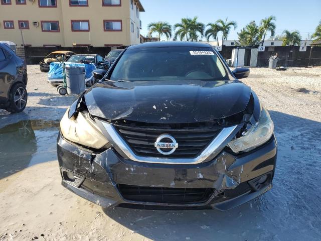 1N4AL3AP4JC272596 - 2018 NISSAN ALTIMA 2.5 შავი ფოტო 5