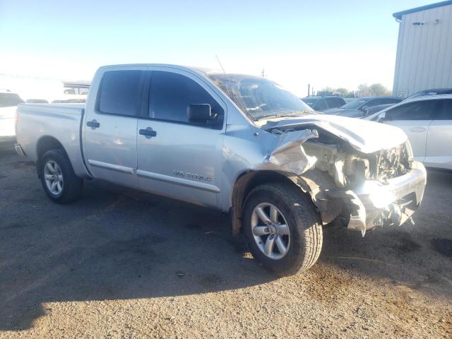 1N6AA07D38N343679 - 2008 NISSAN TITAN XE SILVER photo 4