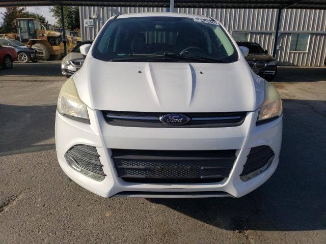 1FMCU9GX8DUD03692 - 2013 FORD ESCAPE SE WHITE photo 5