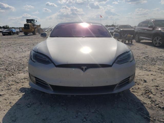 5YJSA1E27HF224577 - 2017 TESLA MODEL S ვერცხლისფერი ფოტო 5