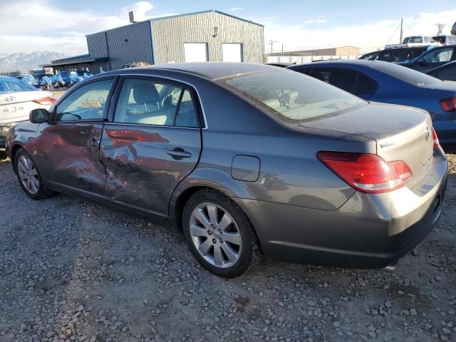 4T1BK36BX6U140079 - 2006 TOYOTA AVALON XL GRAY photo 2