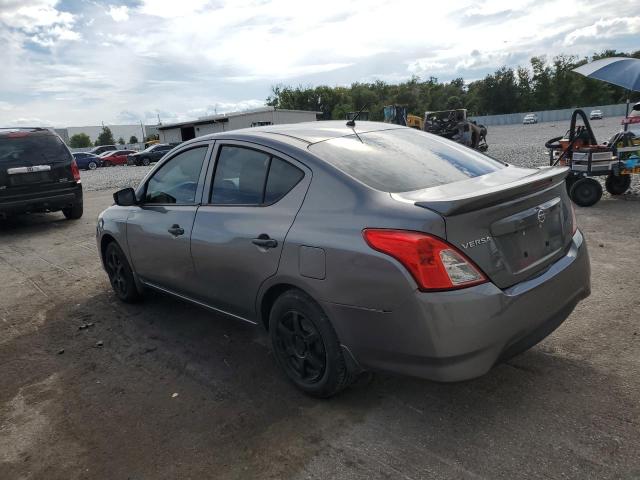 3N1CN7AP5KL812633 - 2019 NISSAN VERSA S رمادي صورة 2