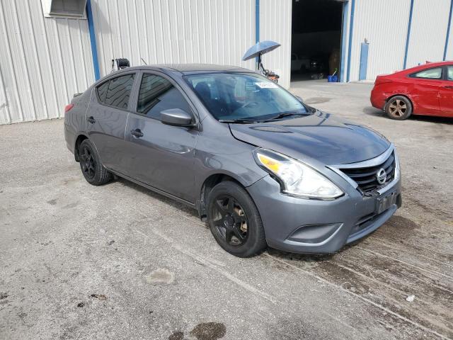 3N1CN7AP5KL812633 - 2019 NISSAN VERSA S رمادي صورة 4