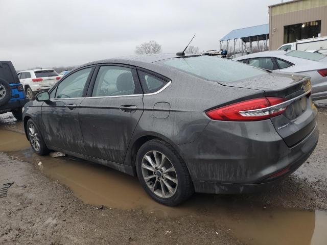 3FA6P0H76HR258905 - 2017 FORD FUSION SE GRAY photo 2