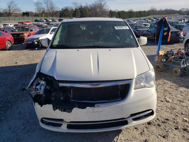 2C4RC1BG9DR529408 - 2013 CHRYSLER TOWN & COU TOURING WHITE photo 5