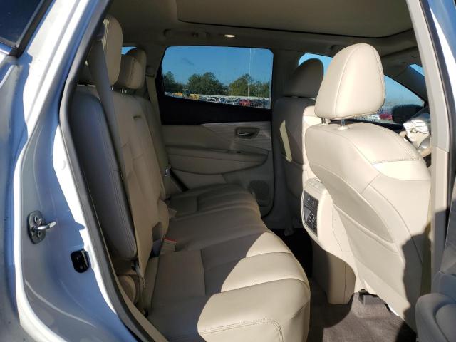 5N1AZ2MG1JN125697 - 2018 NISSAN MURANO S WHITE photo 11