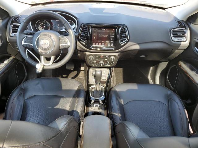 3C4NJDCBXJT365877 - 2018 JEEP COMPASS LIMITED Rot Foto 8