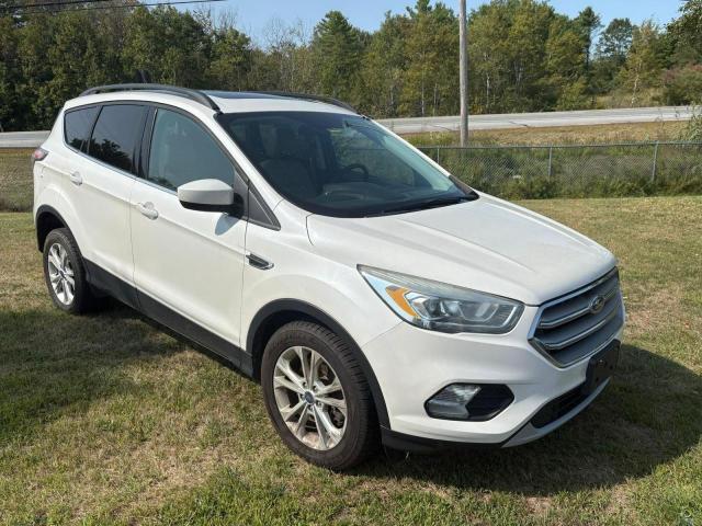 2017 FORD ESCAPE SE, 