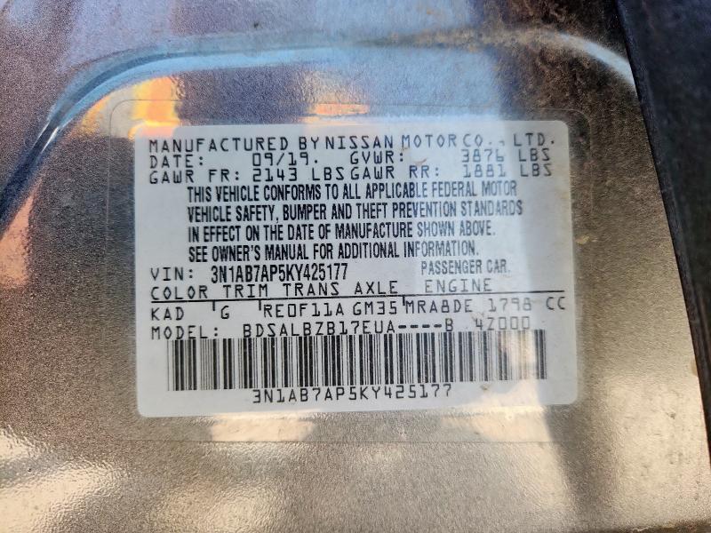 3N1AB7AP5KY425177 - 2019 NISSAN SENTRA S 灰色 照片 13