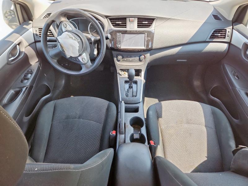 3N1AB7AP5KY425177 - 2019 NISSAN SENTRA S 灰色 照片 8